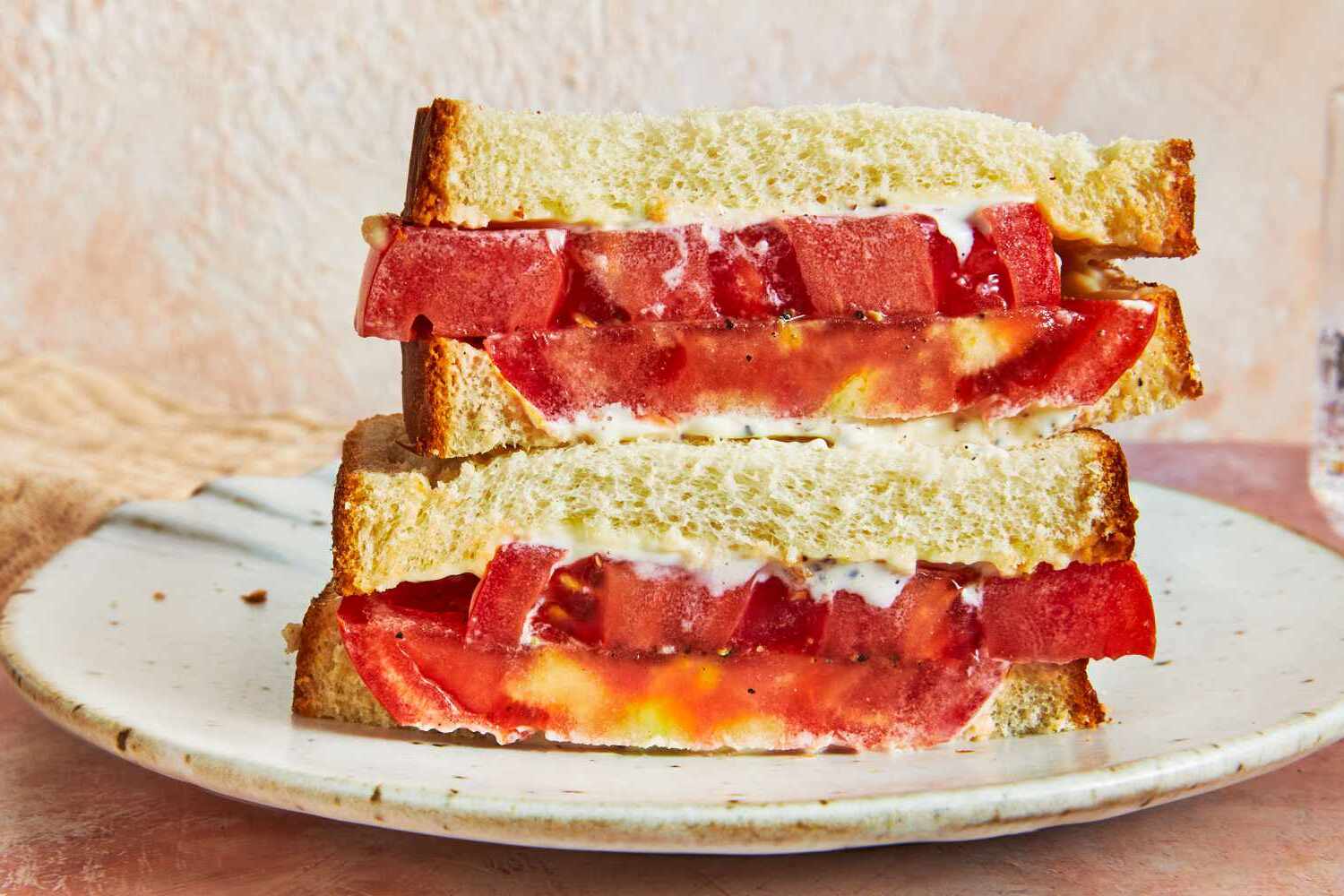 what-is-a-tomato-sandwich