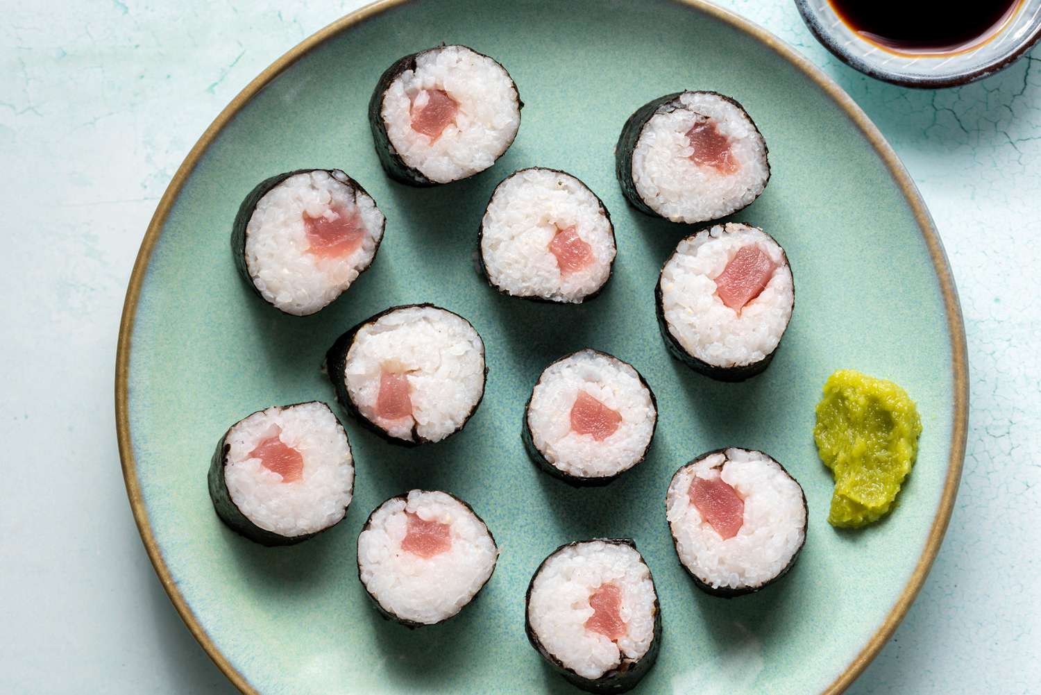what-is-a-tuna-maki-roll