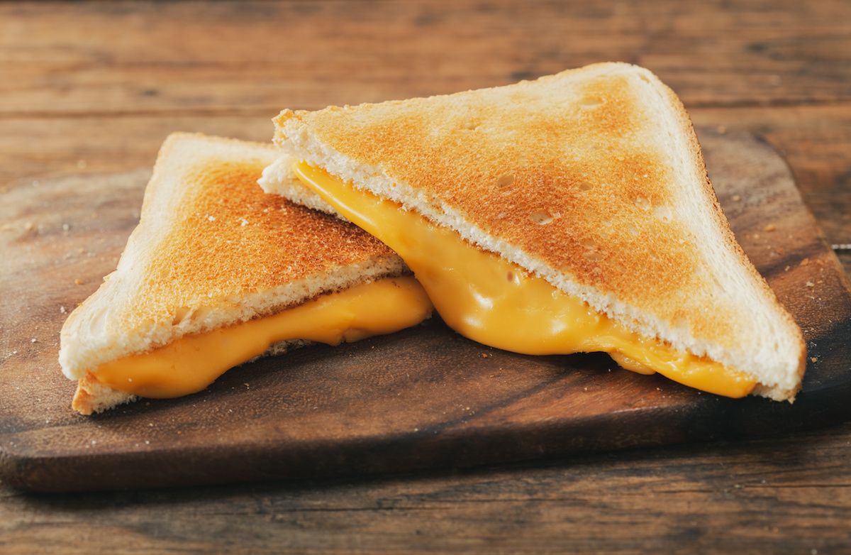 What Is the Difference Between White and Yellow American Cheese?