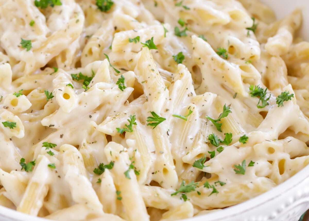 what-is-white-sauce-pasta