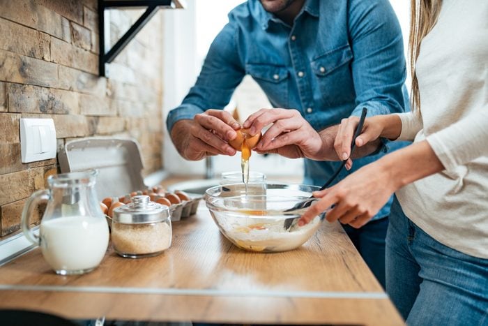 26 Romantic Cooking Ideas for Couples