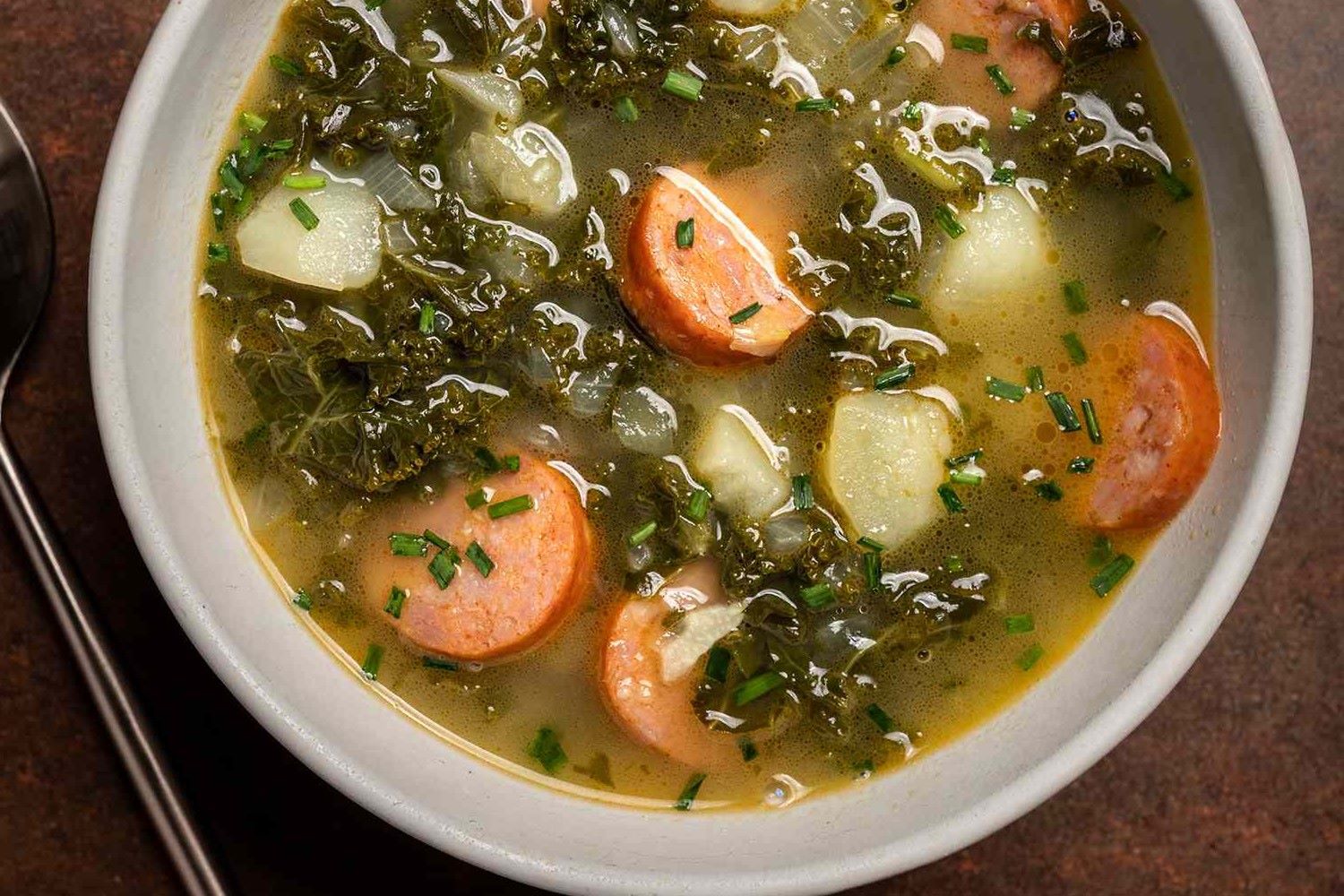 exploring-traditional-portuguese-caldo-verde