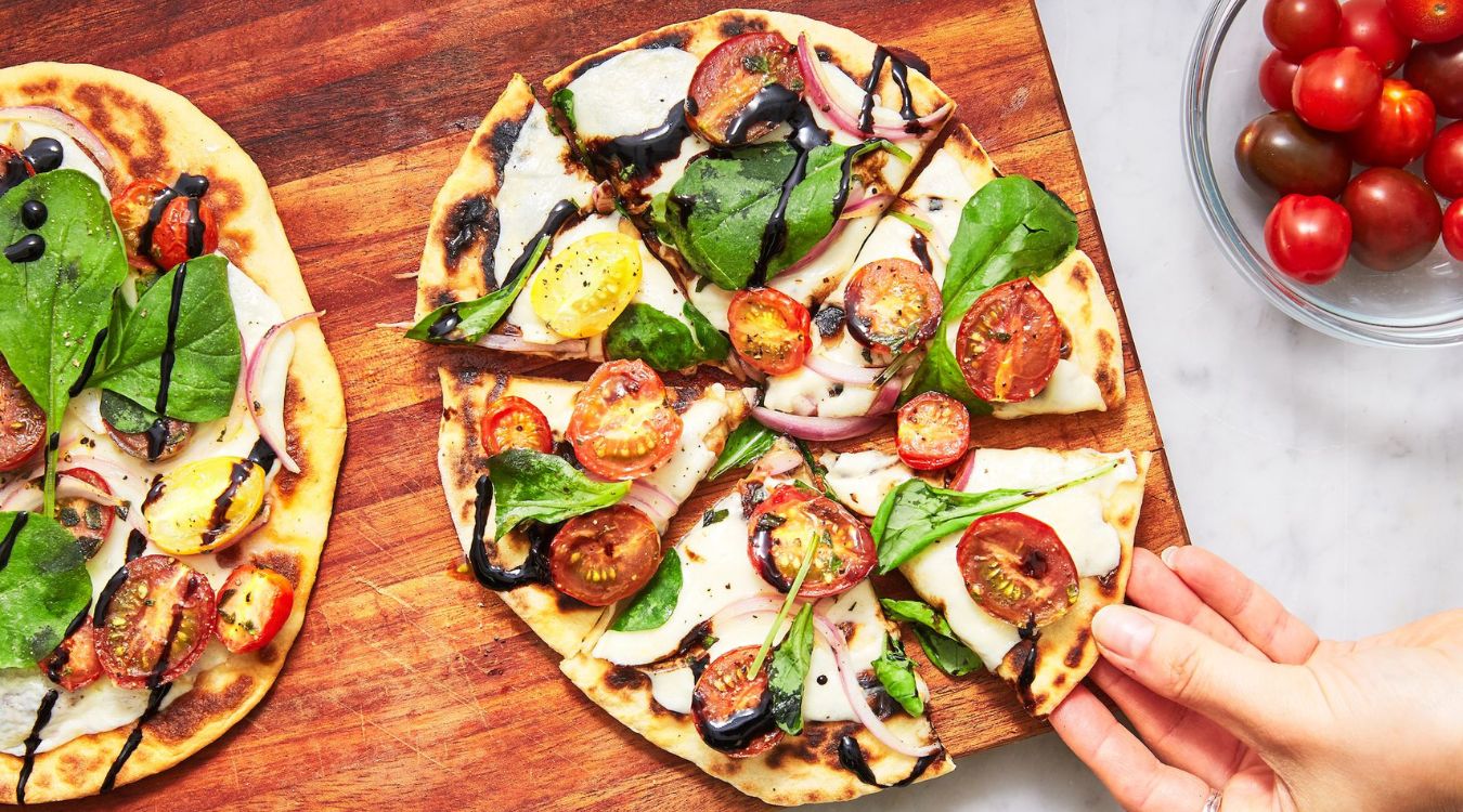 global-takes-on-flatbreads-and-pizza