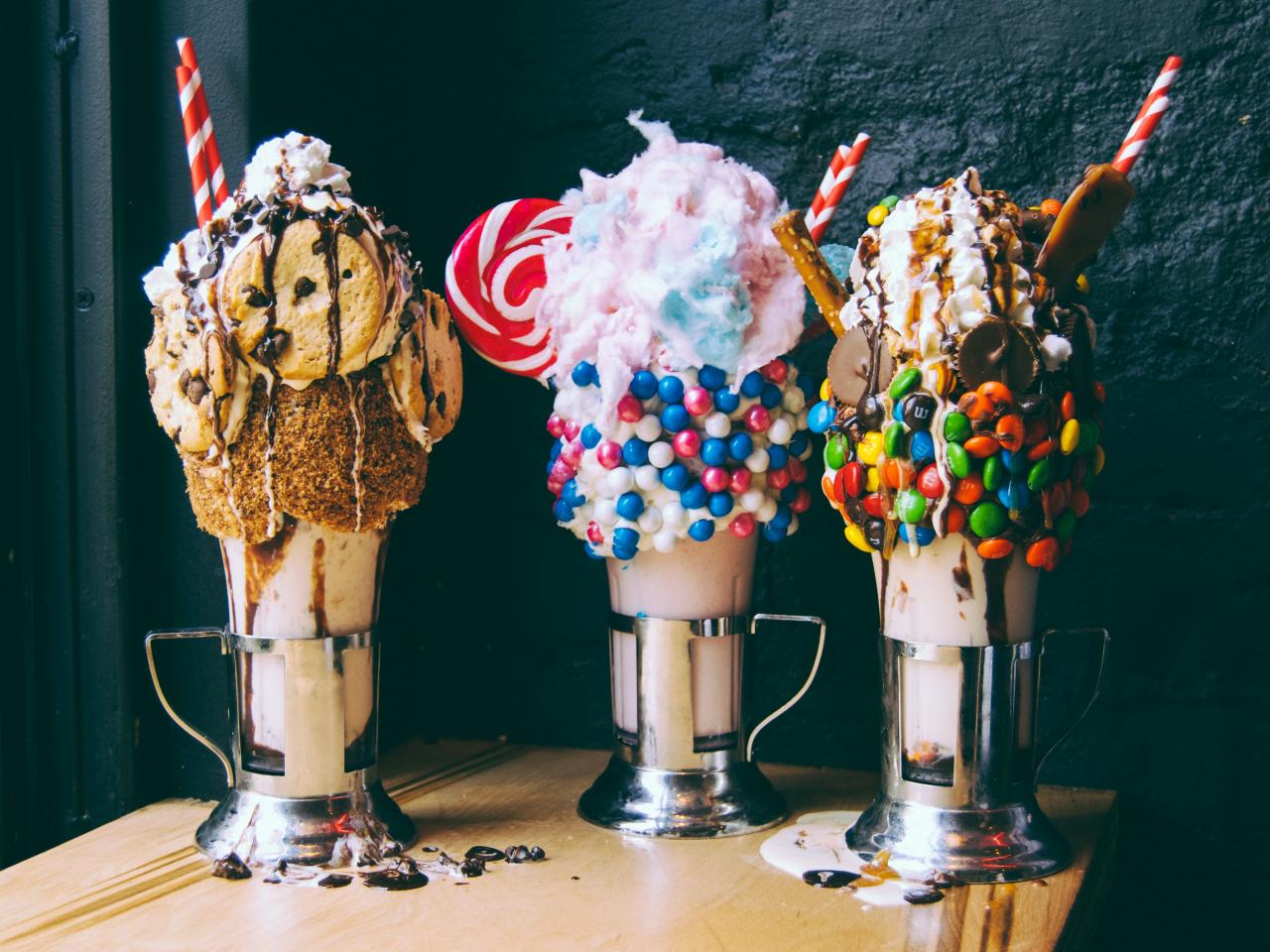 gourmet-takes-on-classic-ice-cream-parlor-sundaes