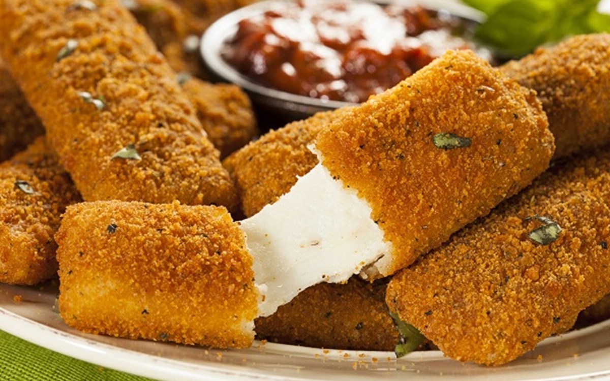 gourmet-twists-on-classic-frozen-mozzarella-sticks