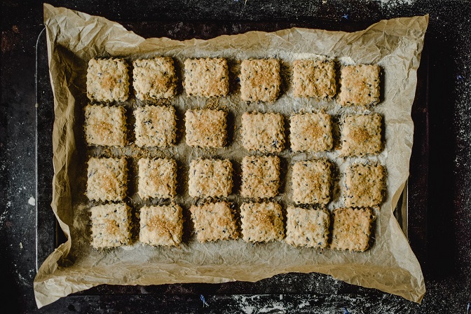 garlic-parmesan-biscuits-recipe