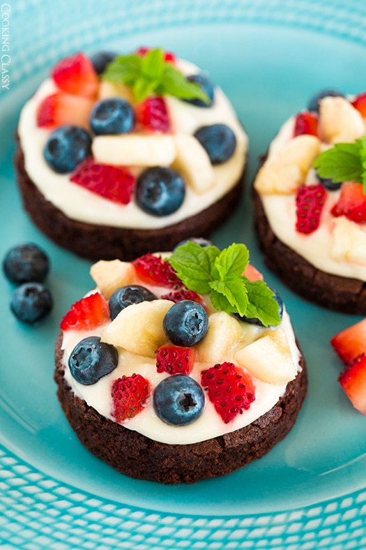 mini brownie fruit pizzas with cream cheese frosting recipe