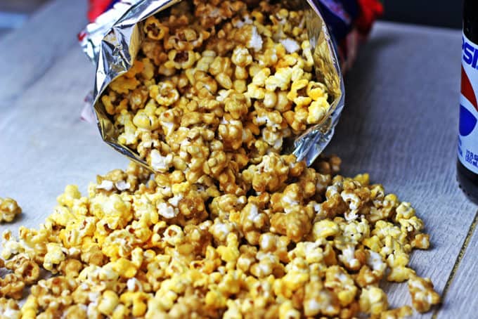 cheddar & caramel chicago mix popcorn recipe