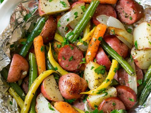 easy garlic herb sausage and veggie foil packs recipe