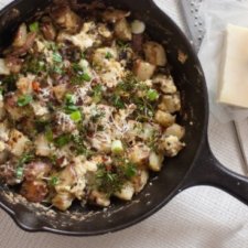 egg and potato breakfast scramble recipe