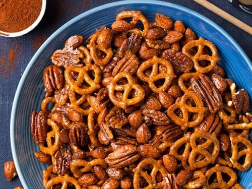 honey-chipotle nut and pretzel mix recipe