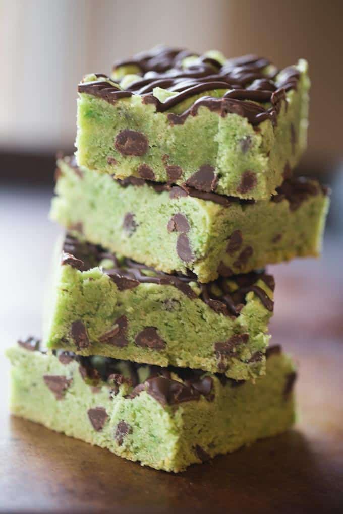 mint chocolate chip blondies recipe