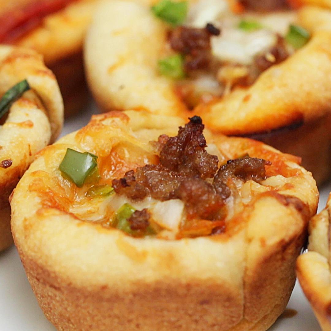 Chicago Deep-Dish Pizza Muffins Recipe