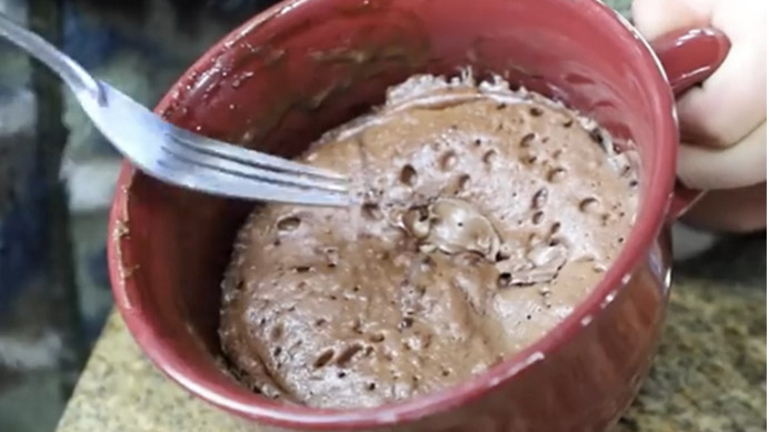 nutella lava cake in a mug recipe