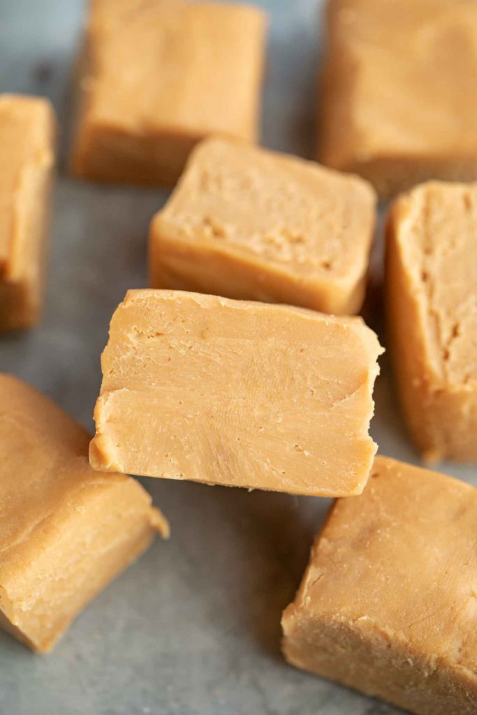 Easiest Peanut Butter Fudge Recipe