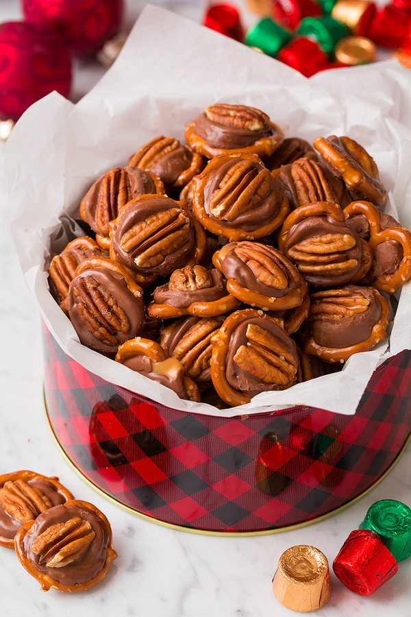 3-Ingredient Pretzel Turtles Recipe