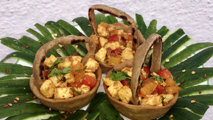 sauteed cottage cheese in baked baskets recipe