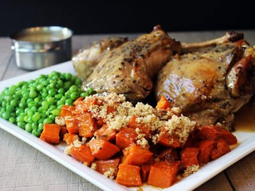 slow cooker turkey with gravy, candied sweet potatoes & green peas recipe