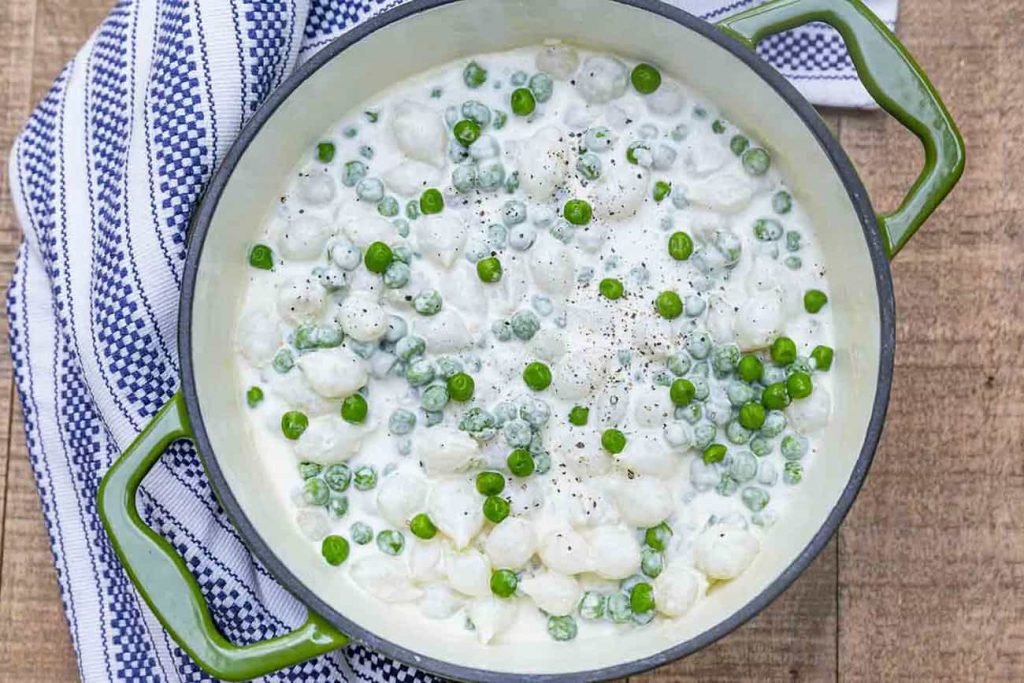 creamed peas and onions recipe