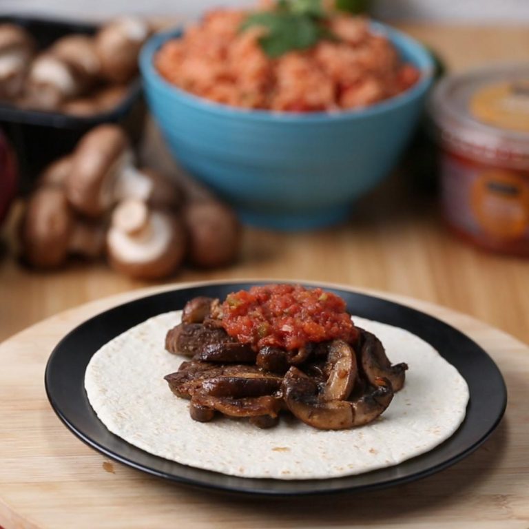 Copycat Applebee's Sizzling Skillet Fajitas Recipe