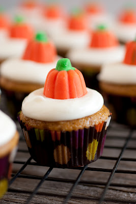 mini pumpkin cupcakes with cream cheese frosting recipe