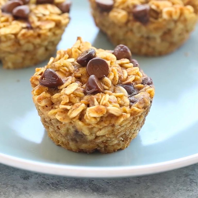 Diabetic-Friendly Apple Oatmeal Muffins Recipe - Recipes.net