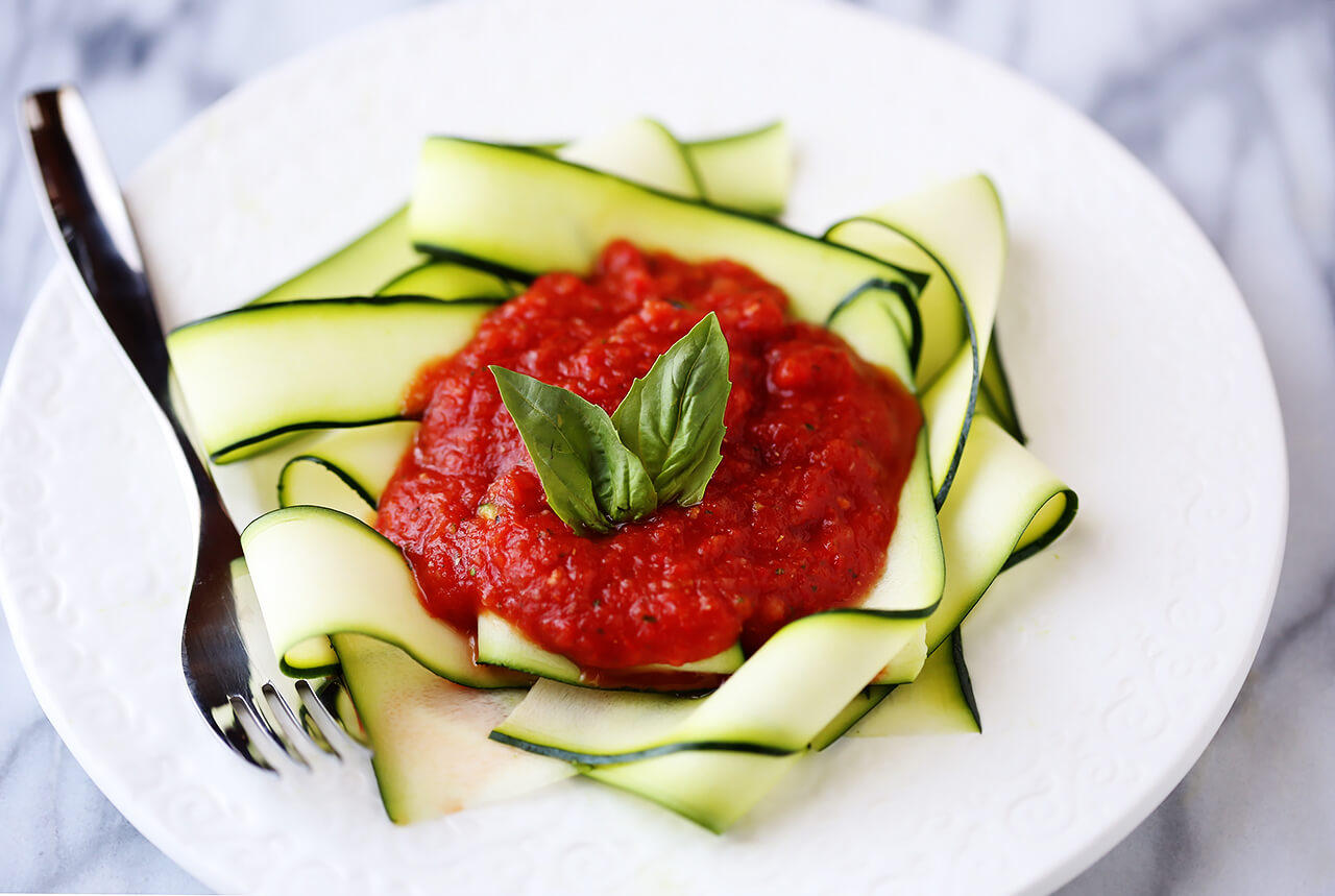 Zucchini Pasta with Raw Marinara Sauce Recipe