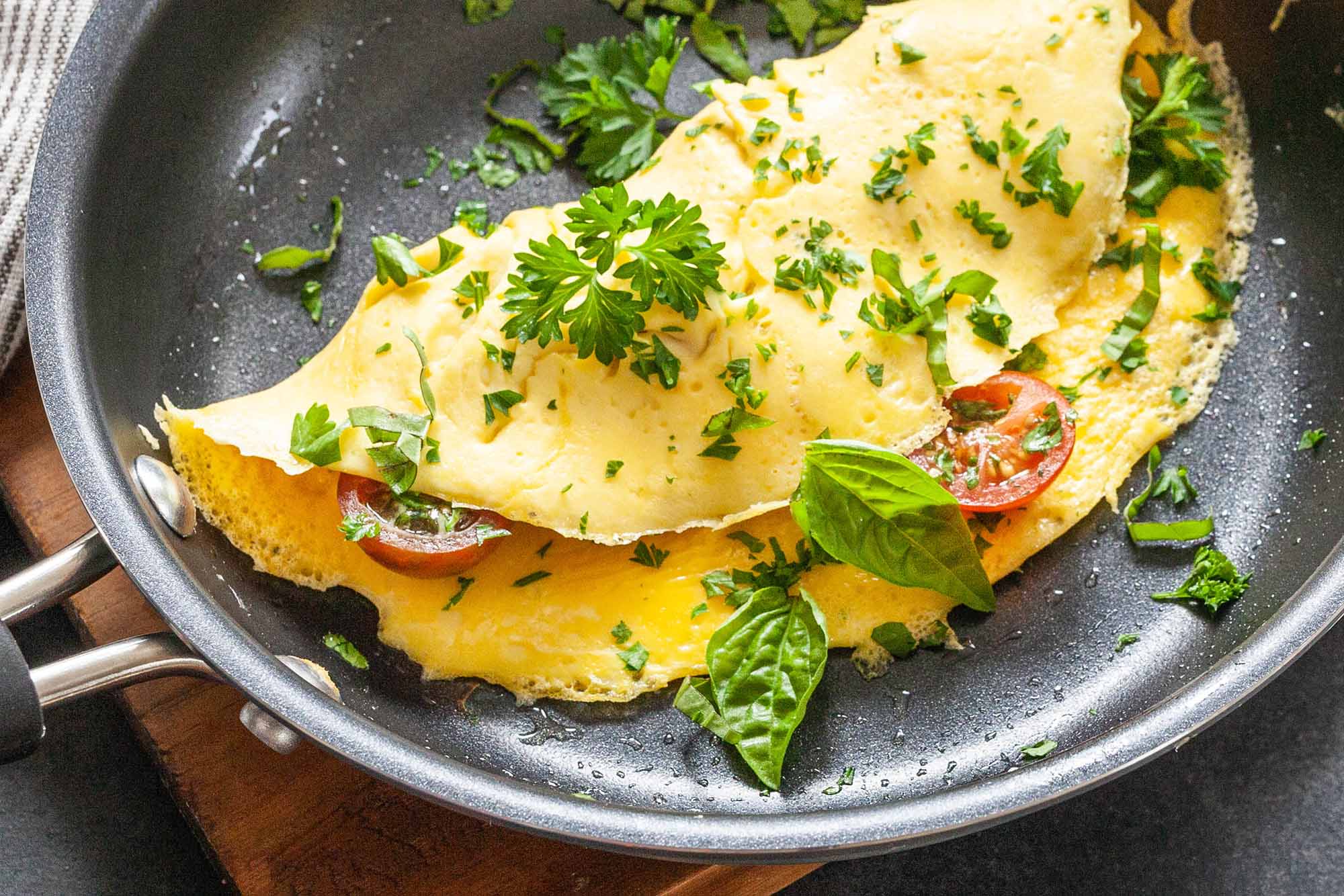 omelette-cheese-tomato-recipe-recipes