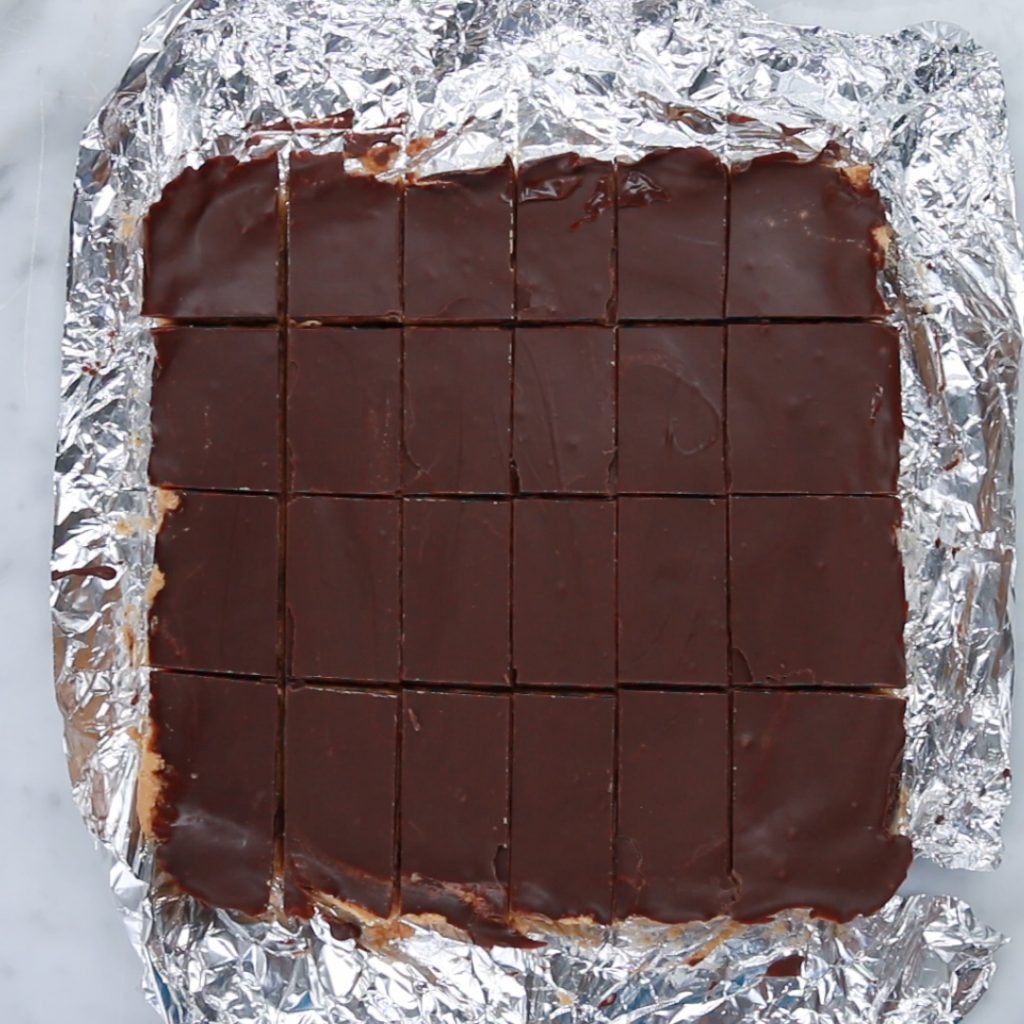 no-bake chocolate peanut butter bars recipe