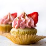 pistachio cupcakes with strawberry frosting recipe