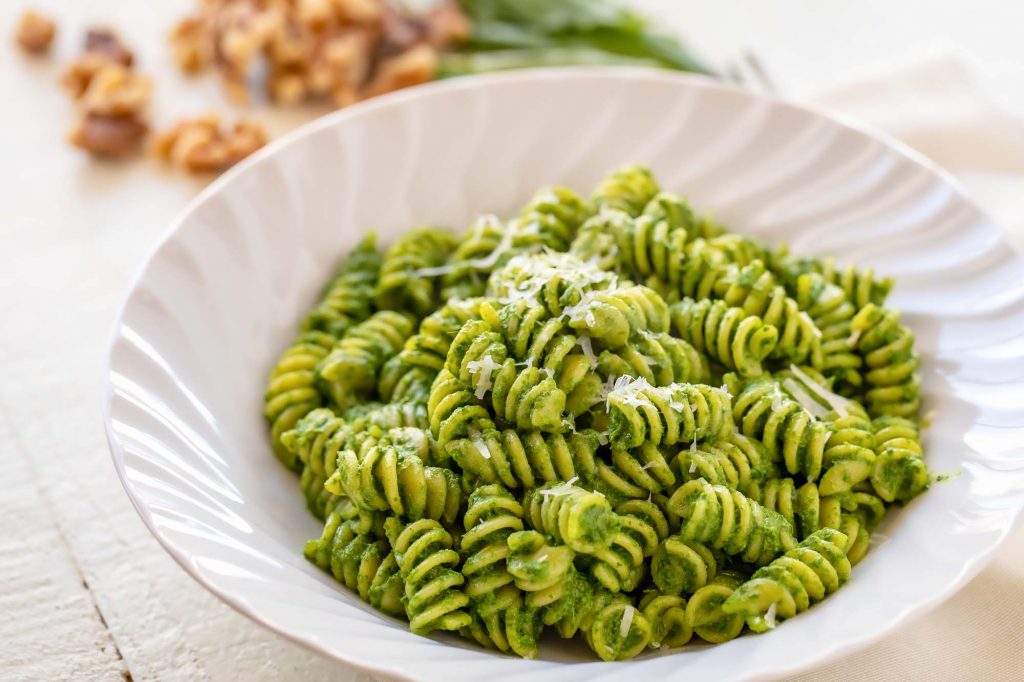 rotini with kale and walnut pesto recipe