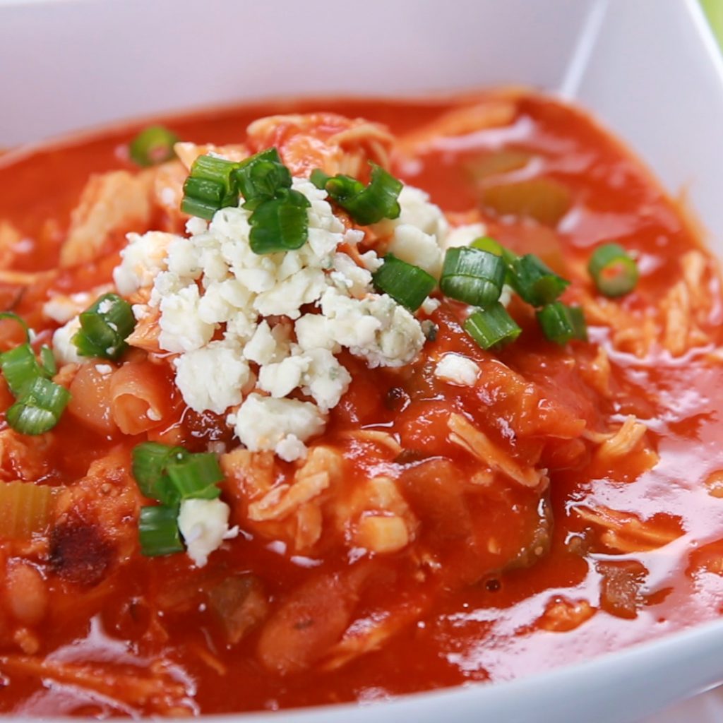 slow cooker buffalo chicken chili recipe