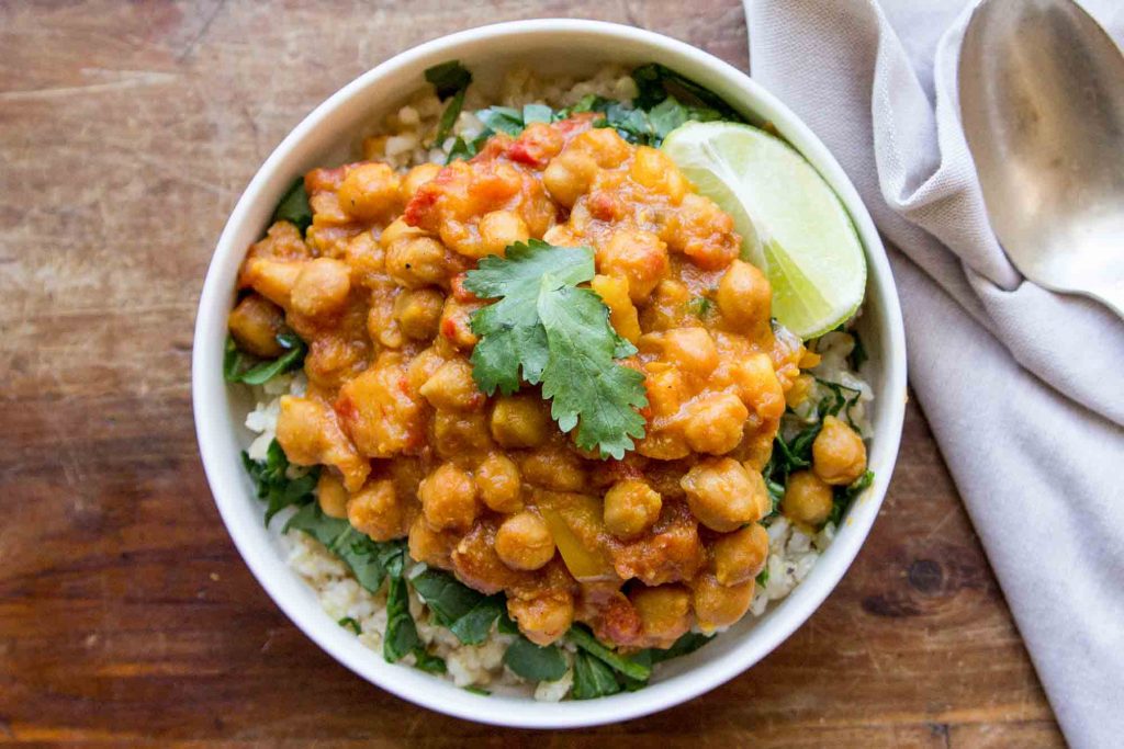 slow cooker chickpea curry with sweet potatoes and red peppers recipe