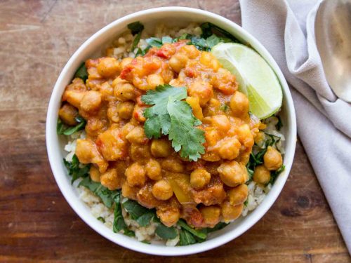 slow cooker chickpea curry with sweet potatoes and red peppers recipe