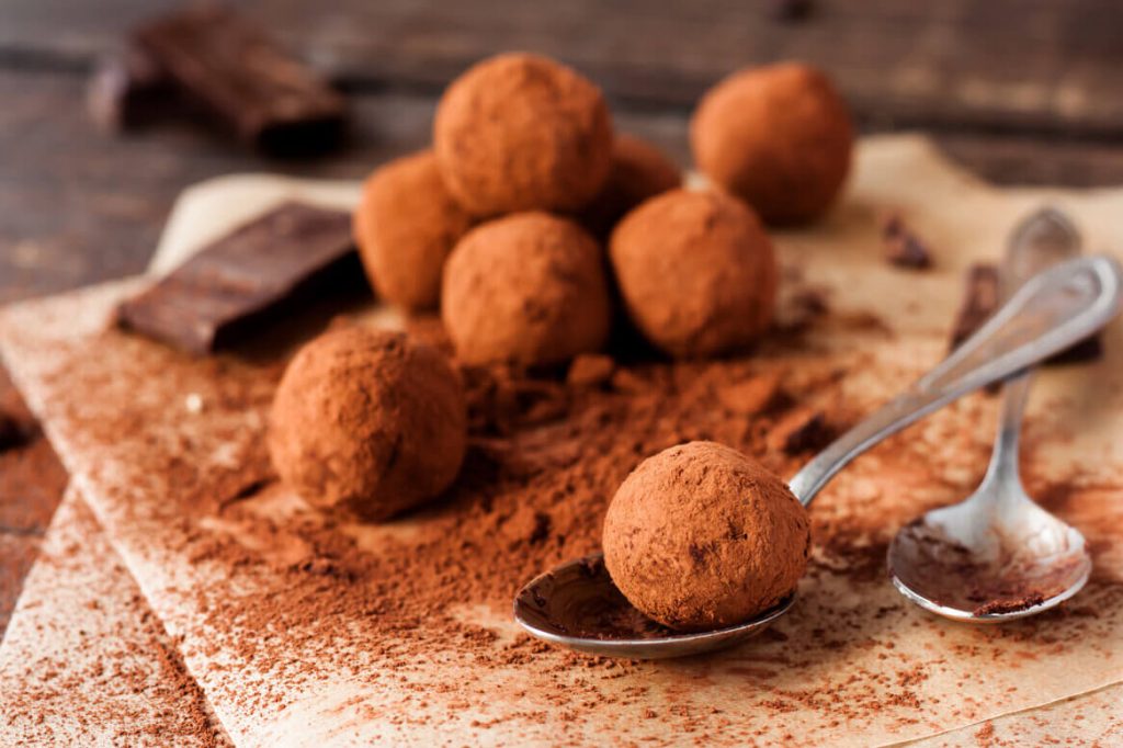 2-Ingredient Chocolate Truffles