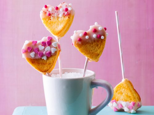 Valentine's Day Cookie Pops Recipe