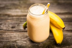 fresh banana yogurt smoothie