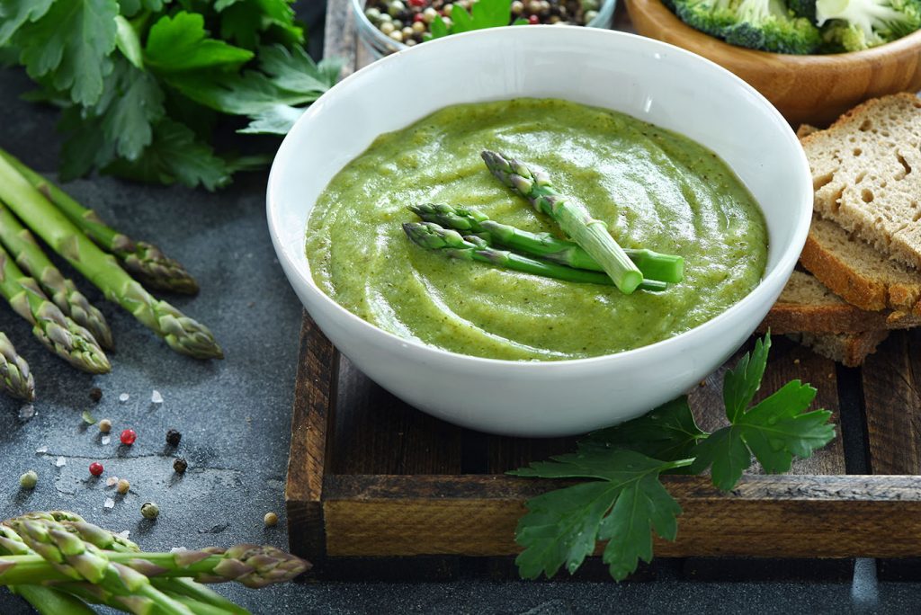 creamy asparagus soup