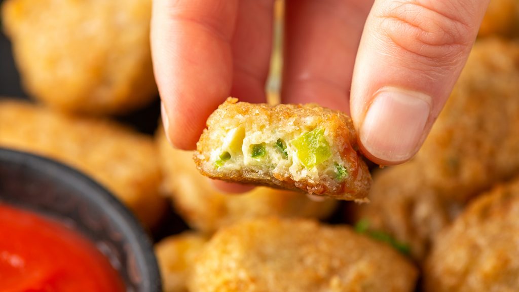 cheesy jalapeno mac and cheese bites