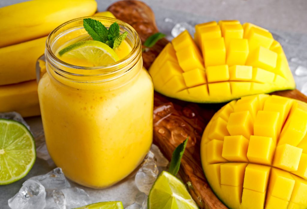 refreshing mango smoothie