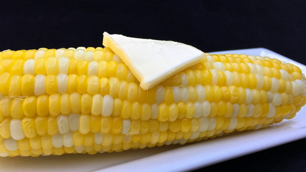 buttery corn on the cob