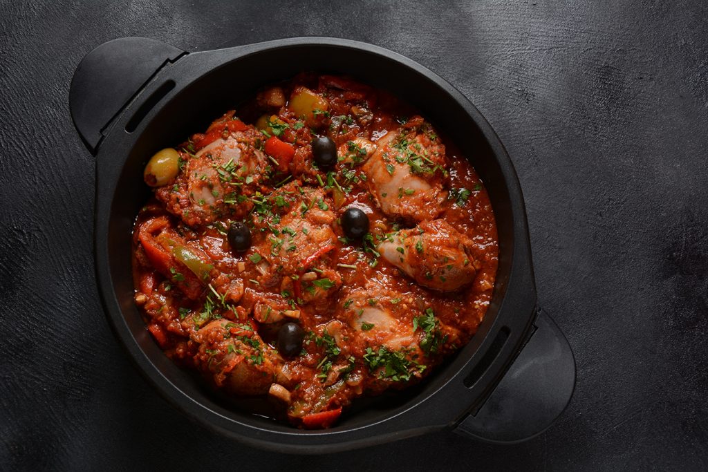 slow cooker chicken cacciatore with potatoes