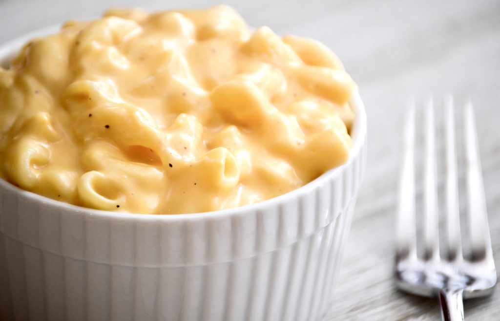 creamy macaroni salad