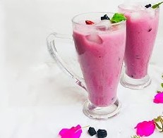 cabbage and berry purple smoothie recipe