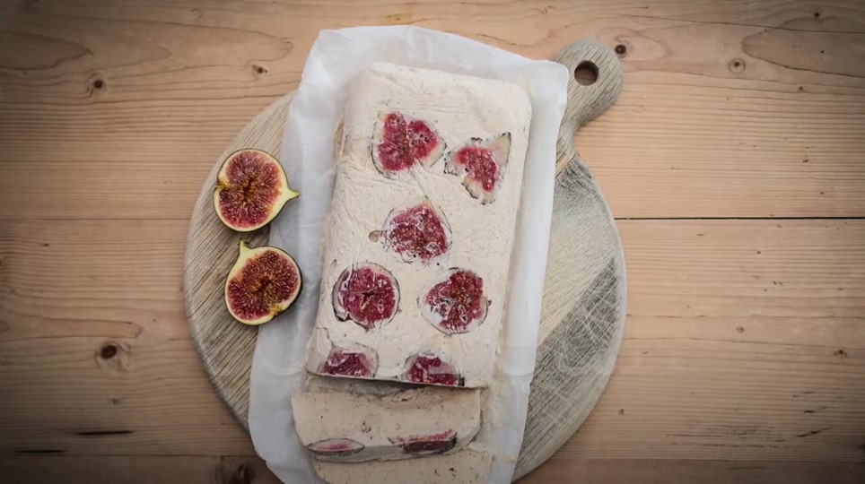 honey-baked figs with ice cream recipe