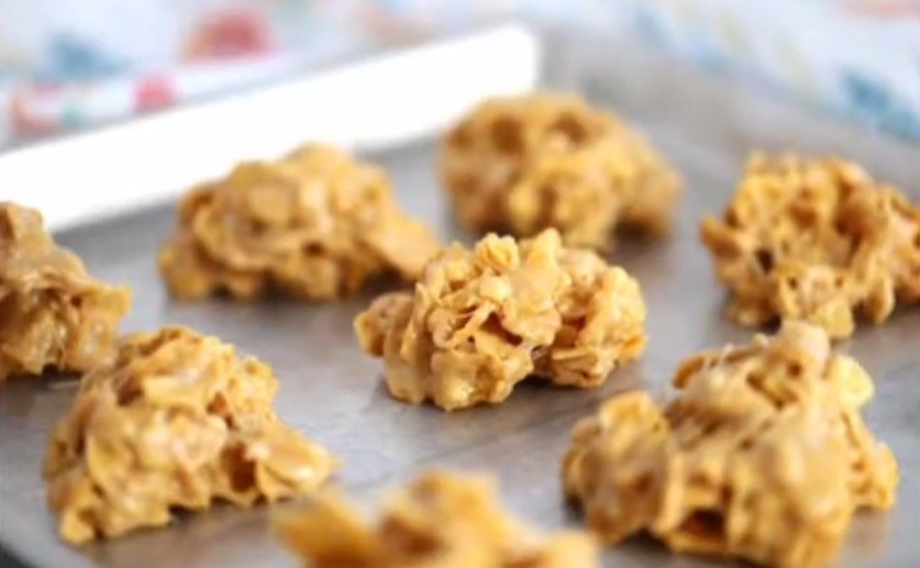 peanut butter cornflake cookies recipe