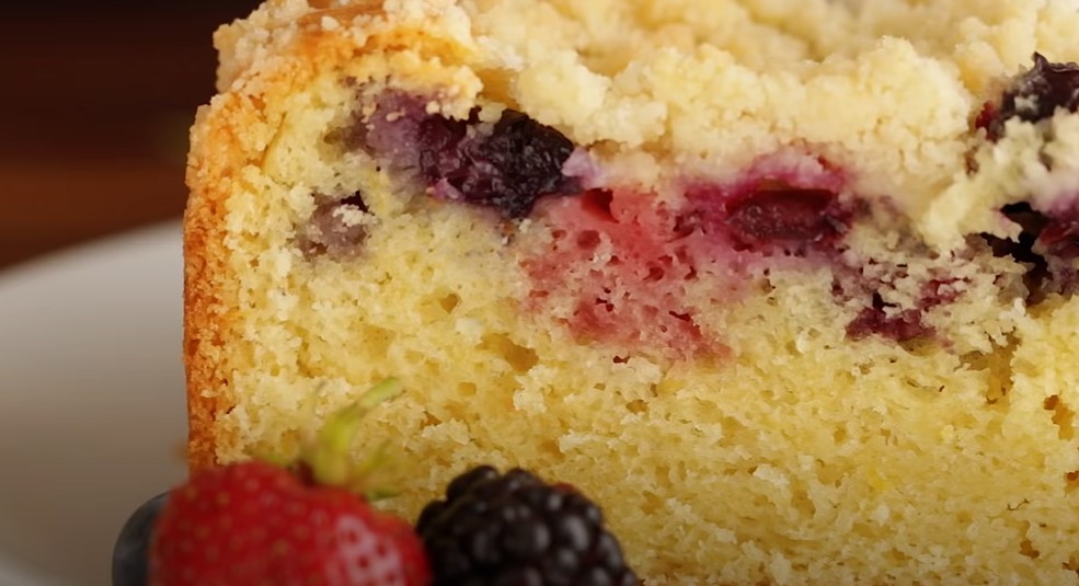 triple berry sour cream crumb cake recipe