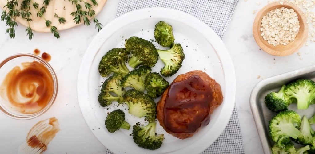 sheet pan turkey meatloaf and broccoli recipe