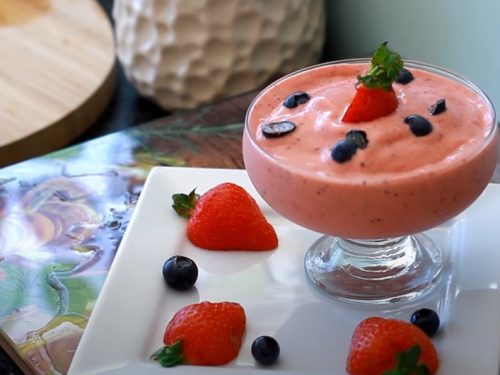 berries and cream smoothie recipe