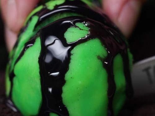 Alien Eggs Cake Balls Recipe